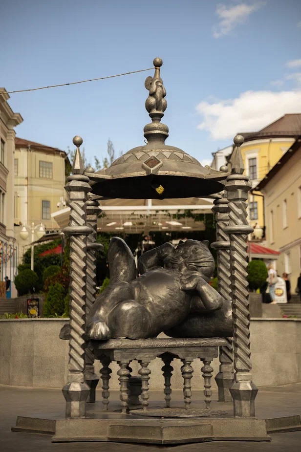 Казанский кот памятник в Казани